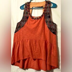Miss Me Orange Sleeveless Hi-Low Top Women’s Size Large with Patterned Accents